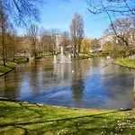 Toffe Op 300m De Zeedijk 奥斯滕德